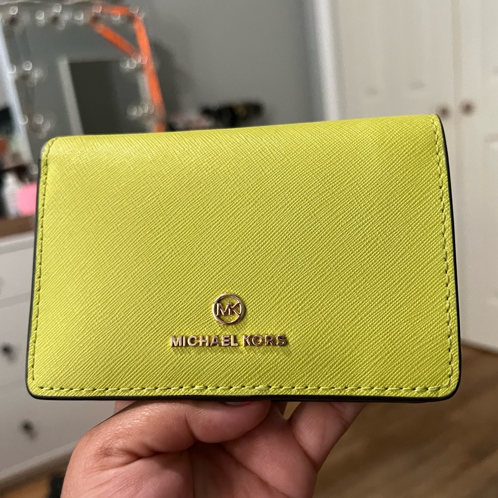 Michael Kors Bi-fold wallet